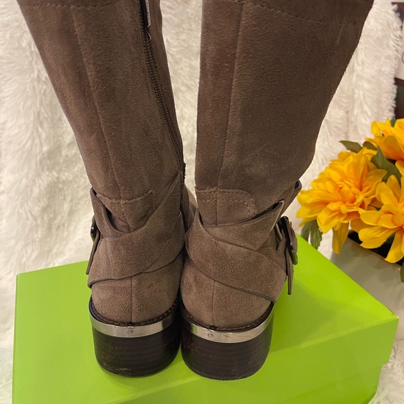 Vince Camuto Biege Suede Boots Size 8.5 - Picture 5 of 9